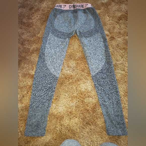 Gymshark leggings - Picture 2 of 3